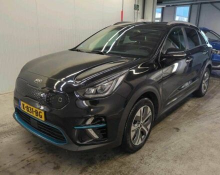 Чорний Кіа Niro, об'ємом двигуна 0 л та пробігом 81 тис. км за 18588 $, фото 1 на Automoto.ua