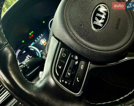 Киа Niro 2020 в Трускавце на Automoto.ua Черный Киа Niro, объемом двигателя 0 л и пробегом 97 тыс. км за 16999 $, фото 32 на Automoto.ua