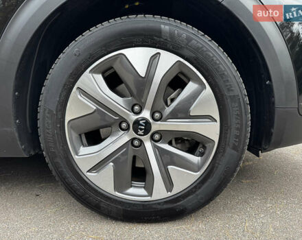 Черный Киа Niro, объемом двигателя 0 л и пробегом 78 тыс. км за 21700 $, фото 35 на Automoto.ua