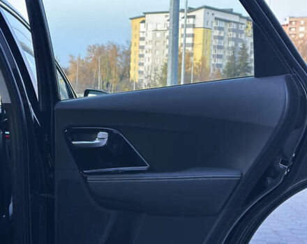 Чорний Кіа Niro, об'ємом двигуна 0 л та пробігом 98 тис. км за 19400 $, фото 35 на Automoto.ua