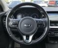 Киа Niro 2020 в Львове на Automoto.ua Черный Киа Niro, объемом двигателя 0 л и пробегом 70 тыс. км за 22500 $, фото 36 на Automoto.ua