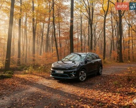 Чорний Кіа Niro, об'ємом двигуна 0 л та пробігом 112 тис. км за 19850 $, фото 9 на Automoto.ua