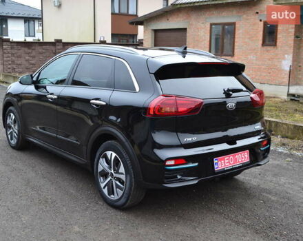 Чорний Кіа Niro, об'ємом двигуна 0 л та пробігом 169 тис. км за 18450 $, фото 18 на Automoto.ua