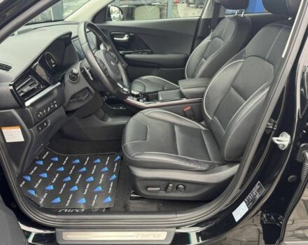 Черный Киа Niro, объемом двигателя 0 л и пробегом 112 тыс. км за 21900 $, фото 21 на Automoto.ua