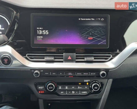 Черный Киа Niro, объемом двигателя 0 л и пробегом 132 тыс. км за 18699 $, фото 56 на Automoto.ua