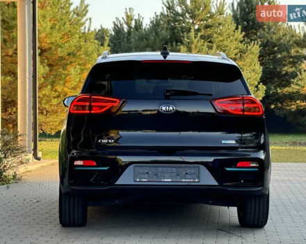 Черный Киа Niro, объемом двигателя 0 л и пробегом 50 тыс. км за 23499 $, фото 21 на Automoto.ua