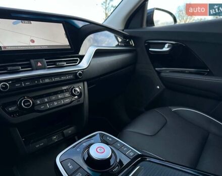 Киа Niro 2020 в Львове на Automoto.ua Черный Киа Niro, объемом двигателя 0 л и пробегом 68 тыс. км за 23200 $, фото 69 на Automoto.ua