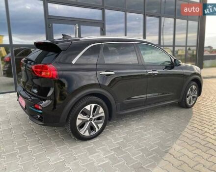 Черный Киа Niro, объемом двигателя 0 л и пробегом 142 тыс. км за 18900 $, фото 29 на Automoto.ua