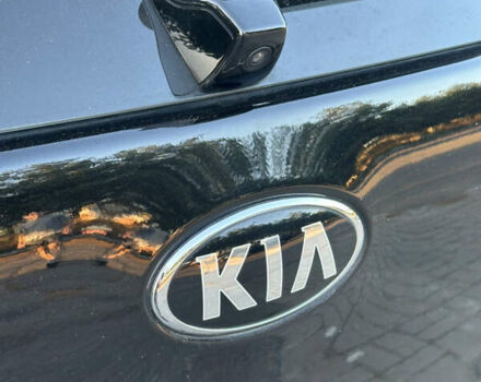 Черный Киа Niro, объемом двигателя 0 л и пробегом 112 тыс. км за 18750 $, фото 30 на Automoto.ua