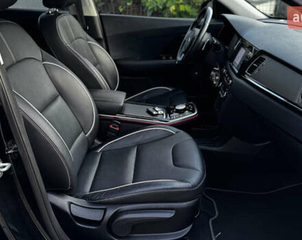 Черный Киа Niro, объемом двигателя 0 л и пробегом 181 тыс. км за 16599 $, фото 49 на Automoto.ua