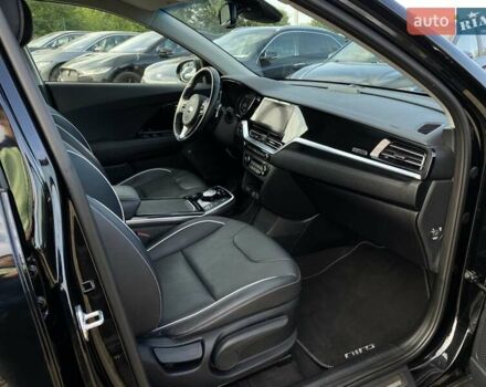Черный Киа Niro, объемом двигателя 0 л и пробегом 83 тыс. км за 23200 $, фото 59 на Automoto.ua