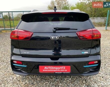 Чорний Кіа Niro, об'ємом двигуна 0 л та пробігом 96 тис. км за 20600 $, фото 12 на Automoto.ua