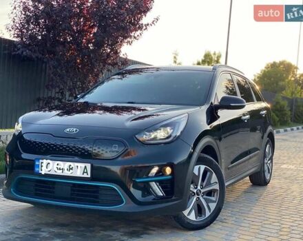 Черный Киа Niro, объемом двигателя 0 л и пробегом 109 тыс. км за 19850 $, фото 5 на Automoto.ua