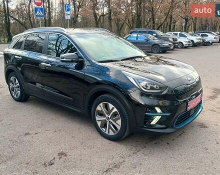 Черный Киа Niro, объемом двигателя 0 л и пробегом 125 тыс. км за 19300 $, фото 6 на Automoto.ua