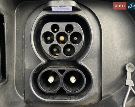 Черный Киа Niro, объемом двигателя 0 л и пробегом 83 тыс. км за 23200 $, фото 22 на Automoto.ua