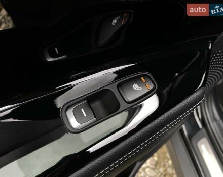Чорний Кіа Niro, об'ємом двигуна 0 л та пробігом 107 тис. км за 22400 $, фото 61 на Automoto.ua