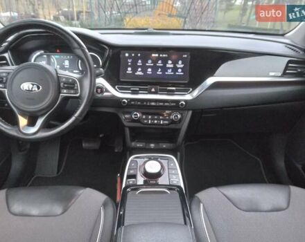Черный Киа Niro, объемом двигателя 0 л и пробегом 92 тыс. км за 19945 $, фото 49 на Automoto.ua