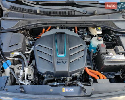 Черный Киа Niro, объемом двигателя 0 л и пробегом 124 тыс. км за 19500 $, фото 49 на Automoto.ua