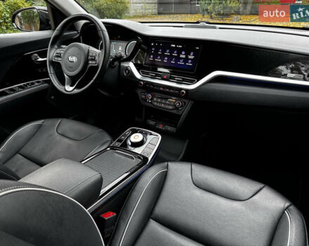 Черный Киа Niro, объемом двигателя 0 л и пробегом 78 тыс. км за 21700 $, фото 54 на Automoto.ua