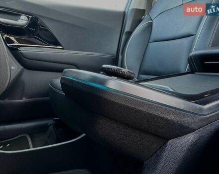 Чорний Кіа Niro, об'ємом двигуна 0 л та пробігом 69 тис. км за 23200 $, фото 62 на Automoto.ua