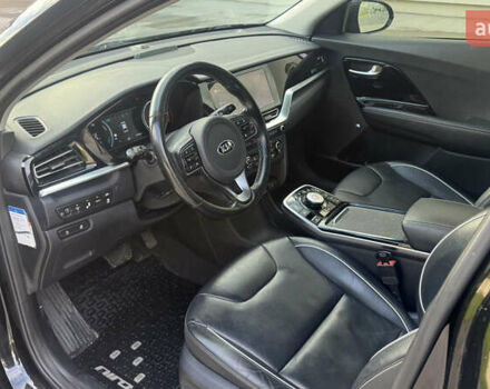 Киа Niro 2020 в Луцке на Automoto.ua Черный Киа Niro, объемом двигателя 0 л и пробегом 155 тыс. км за 19700 $, фото 9 на Automoto.ua