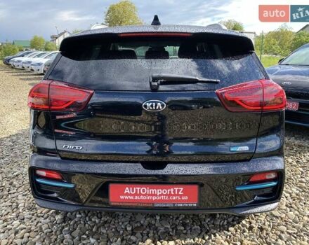 Черный Киа Niro, объемом двигателя 0 л и пробегом 107 тыс. км за 21400 $, фото 17 на Automoto.ua
