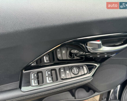 Чорний Кіа Niro, об'ємом двигуна 0 л та пробігом 164 тис. км за 18400 $, фото 27 на Automoto.ua