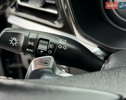 Чорний Кіа Niro, об'ємом двигуна 0 л та пробігом 89 тис. км за 20799 $, фото 49 на Automoto.ua