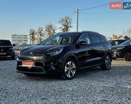 Черный Киа Niro, объемом двигателя 0 л и пробегом 112 тыс. км за 19999 $, фото 5 на Automoto.ua