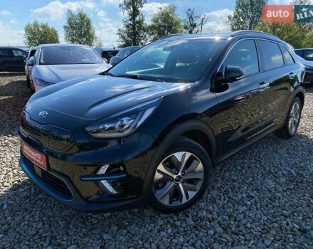 Чорний Кіа Niro, об'ємом двигуна 0 л та пробігом 88 тис. км за 21900 $, фото 13 на Automoto.ua