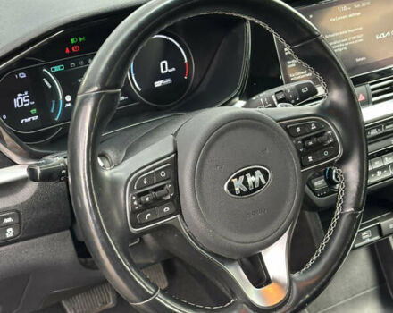 Киа Niro 2020 в Золочев на Automoto.ua Черный Киа Niro, объемом двигателя 0 л и пробегом 145 тыс. км за 18150 $, фото 38 на Automoto.ua