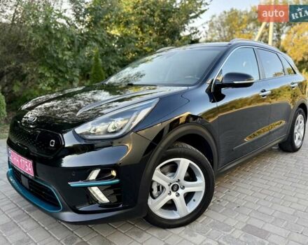 Киа Niro 2020 в Бердичеве на Automoto.ua Черный Киа Niro, объемом двигателя 0 л и пробегом 128 тыс. км за 16700 $, фото 3 на Automoto.ua