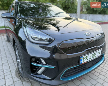 Черный Киа Niro, объемом двигателя 0 л и пробегом 135 тыс. км за 17999 $, фото 10 на Automoto.ua