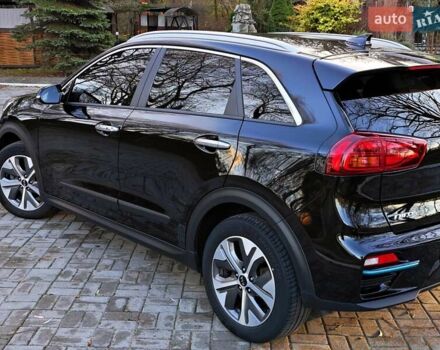 Черный Киа Niro, объемом двигателя 0 л и пробегом 115 тыс. км за 19999 $, фото 7 на Automoto.ua