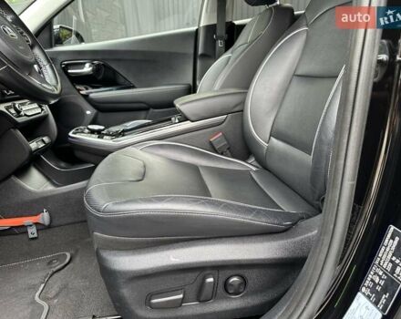 Черный Киа Niro, объемом двигателя 0 л и пробегом 107 тыс. км за 19700 $, фото 10 на Automoto.ua