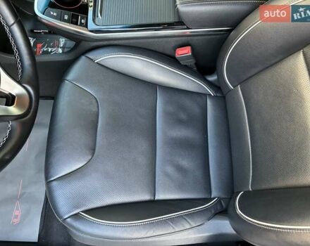 Черный Киа Niro, объемом двигателя 0 л и пробегом 105 тыс. км за 20500 $, фото 78 на Automoto.ua