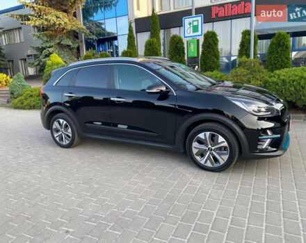 Черный Киа Niro, объемом двигателя 0 л и пробегом 152 тыс. км за 19200 $, фото 10 на Automoto.ua