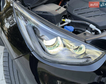 Киа Niro 2020 в Самборе на Automoto.ua Черный Киа Niro, объемом двигателя 0 л и пробегом 78 тыс. км за 21499 $, фото 104 на Automoto.ua