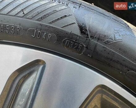 Чорний Кіа Niro, об'ємом двигуна 0 л та пробігом 69 тис. км за 23200 $, фото 27 на Automoto.ua