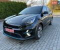 Чорний Кіа Niro, об'ємом двигуна 0 л та пробігом 112 тис. км за 20499 $, фото 14 на Automoto.ua