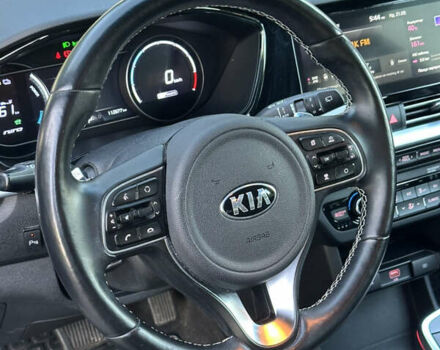 Черный Киа Niro, объемом двигателя 0 л и пробегом 112 тыс. км за 18750 $, фото 55 на Automoto.ua