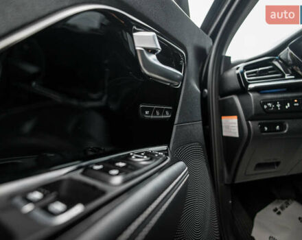 Черный Киа Niro, объемом двигателя 0 л и пробегом 114 тыс. км за 21900 $, фото 15 на Automoto.ua