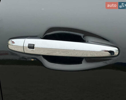 Чорний Кіа Niro, об'ємом двигуна 0 л та пробігом 130 тис. км за 18300 $, фото 22 на Automoto.ua