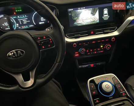 Черный Киа Niro, объемом двигателя 0 л и пробегом 112 тыс. км за 19500 $, фото 21 на Automoto.ua