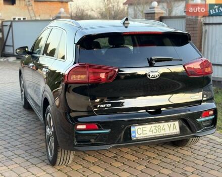 Чорний Кіа Niro, об'ємом двигуна 0 л та пробігом 69 тис. км за 21500 $, фото 5 на Automoto.ua
