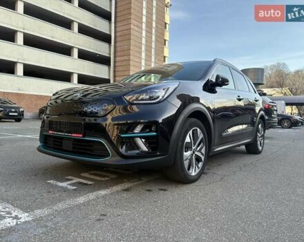 Черный Киа Niro, объемом двигателя 0 л и пробегом 105 тыс. км за 20500 $, фото 27 на Automoto.ua