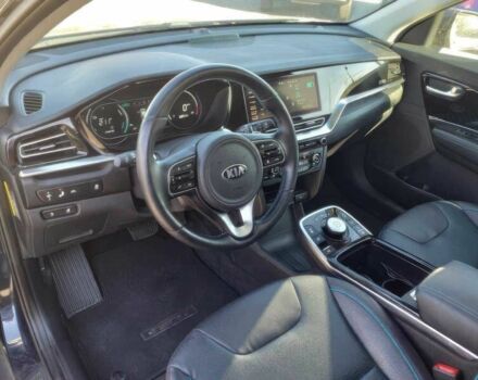 Черный Киа Niro, объемом двигателя 0 л и пробегом 44 тыс. км за 7500 $, фото 8 на Automoto.ua