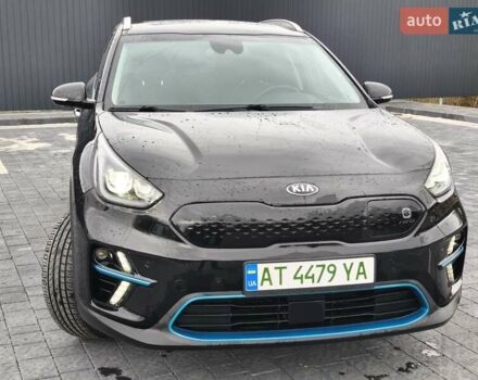 Чорний Кіа Niro, об'ємом двигуна 0 л та пробігом 46 тис. км за 17000 $, фото 5 на Automoto.ua