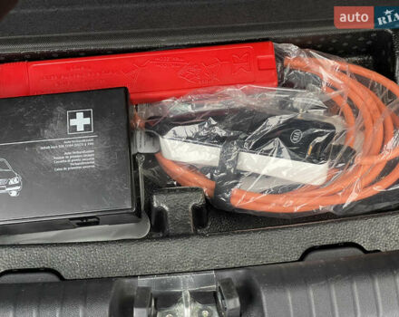 Черный Киа Niro, объемом двигателя 0 л и пробегом 111 тыс. км за 19300 $, фото 18 на Automoto.ua