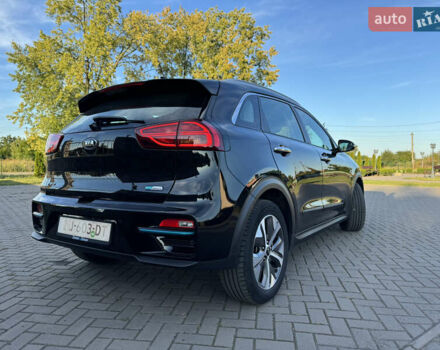 Чорний Кіа Niro, об'ємом двигуна 0 л та пробігом 91 тис. км за 18800 $, фото 5 на Automoto.ua